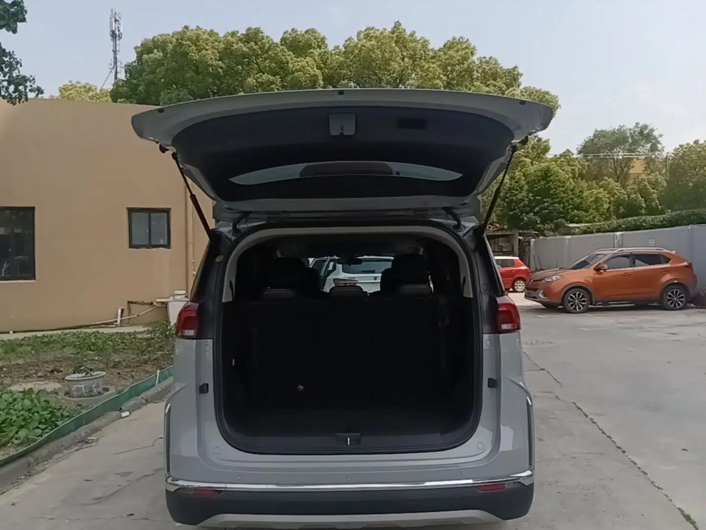 SAIC MAXUS Dajia 5 2024 Restyled 1.3T Plug-in Enjoyment Version 7 Seats — миниатюра 22