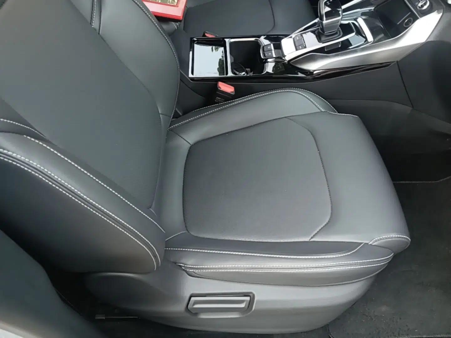 SAIC MAXUS Dajia 5 2024 Restyled 1.3T Plug-in Enjoyment Version 7 Seats — миниатюра 23
