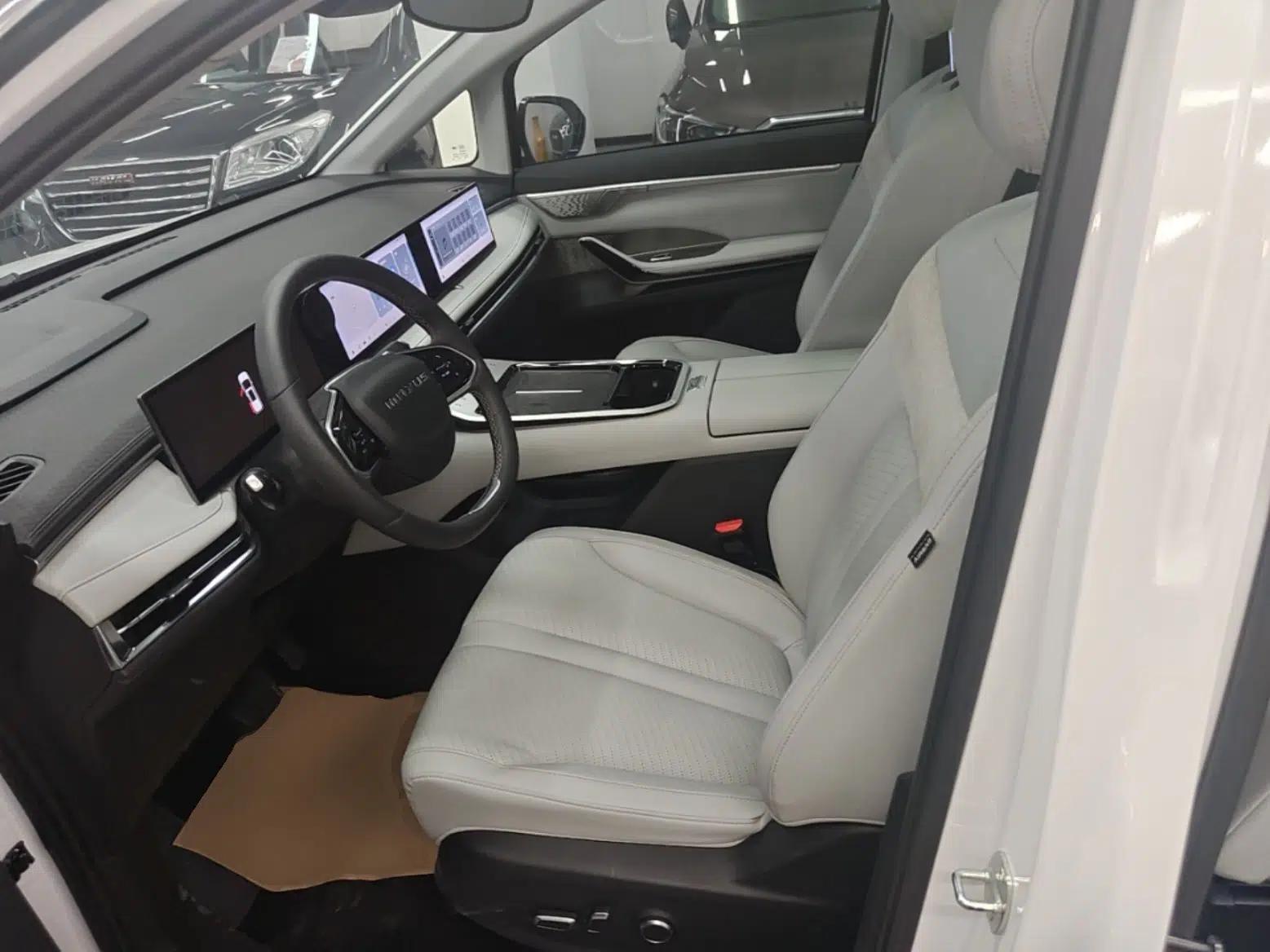 SAIC MAXUS G70 2024 2.0T Automatic Flagship Version 7 Seats — миниатюра 17