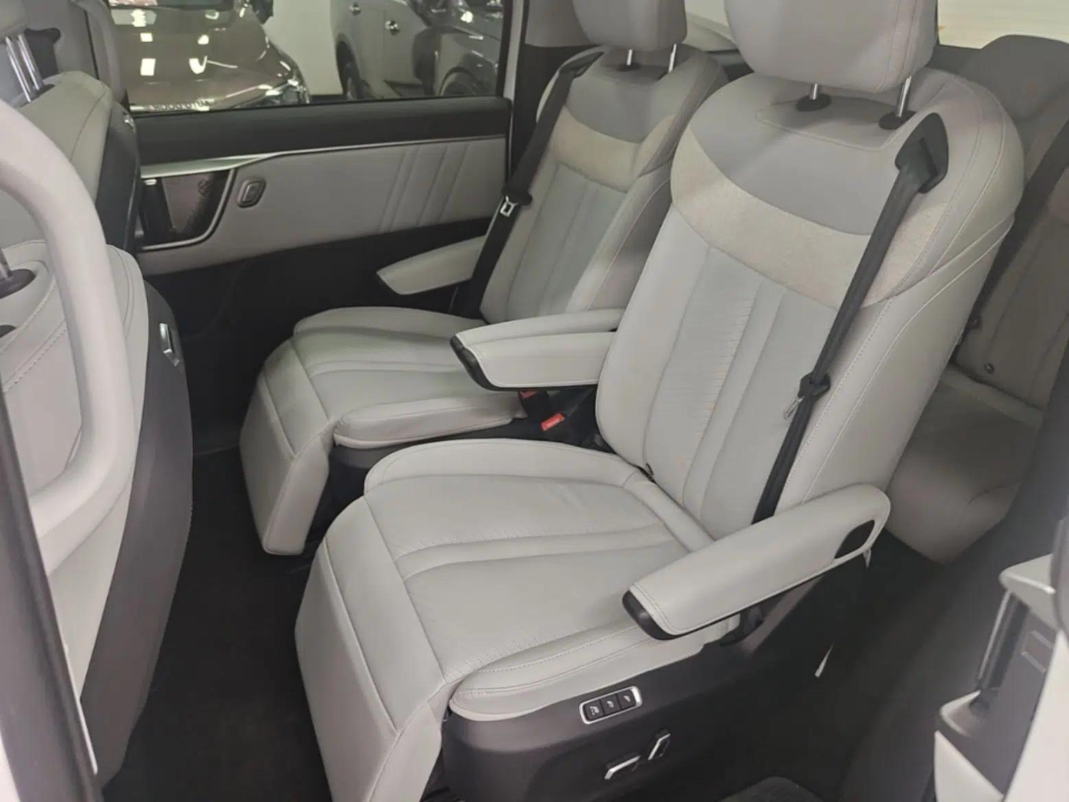 SAIC MAXUS G70 2024 2.0T Automatic Flagship Version 7 Seats — миниатюра 19