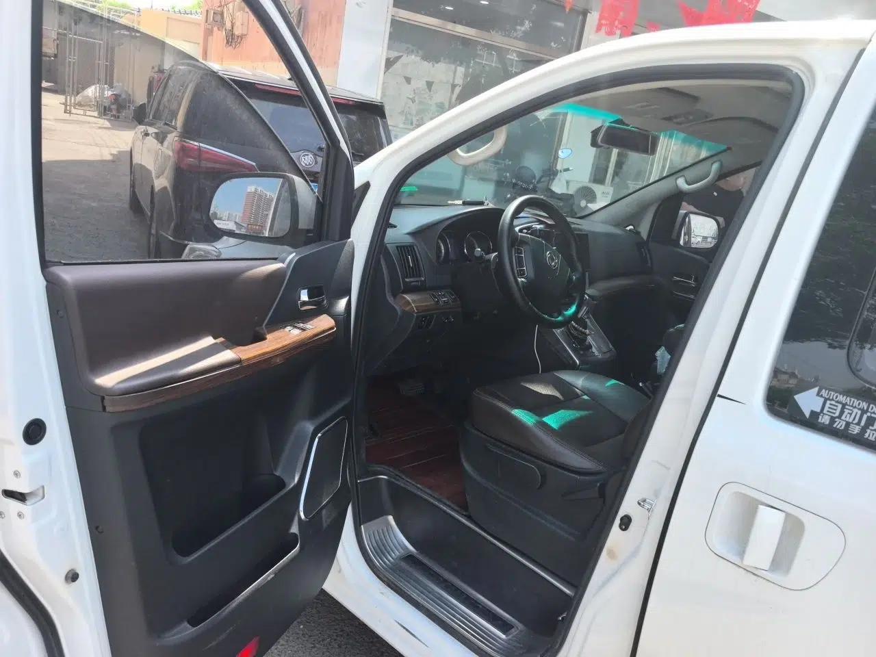 FORTHING CM7 2018 Classic Edition 2.0T Automatic Luxury Model — миниатюра 17