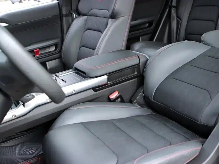 Jetour Traveler C-DM 2025 Model C-DM 208KM Forest Edition 5-Seater — миниатюра 17