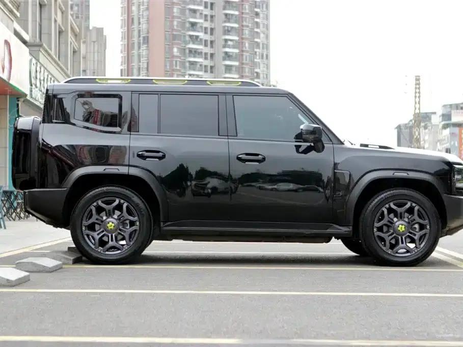 Jetour Traveler C-DM 2025 Model C-DM 208KM Forest Edition 5-Seater — миниатюра 4