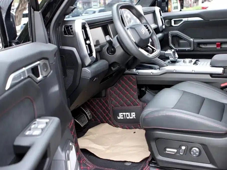 Jetour Traveler C-DM 2025 Model C-DM 208KM Forest Edition 5-Seater — миниатюра 9