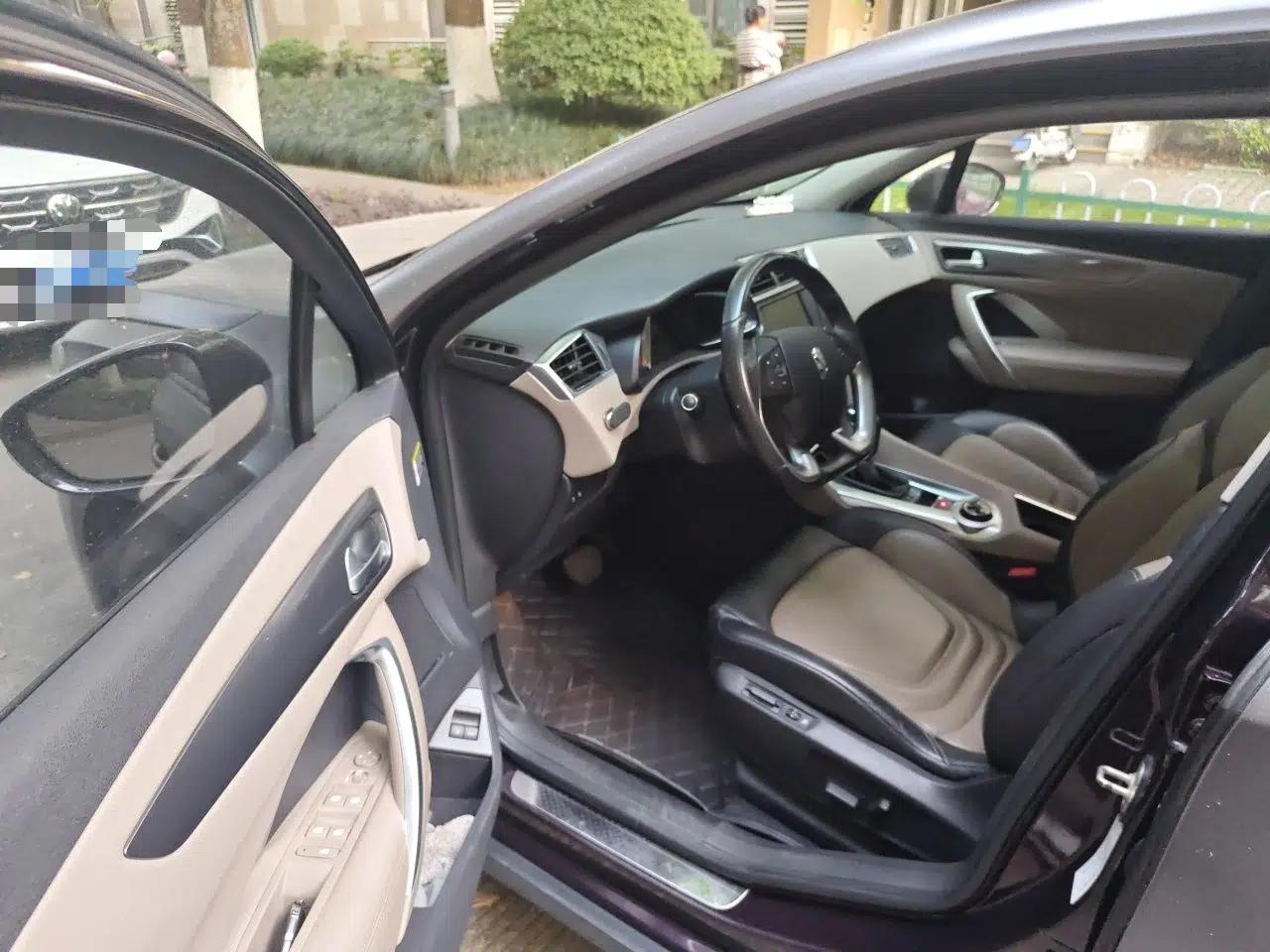 DS 6 2014 1.6T Luxury Edition THP160 — миниатюра 17