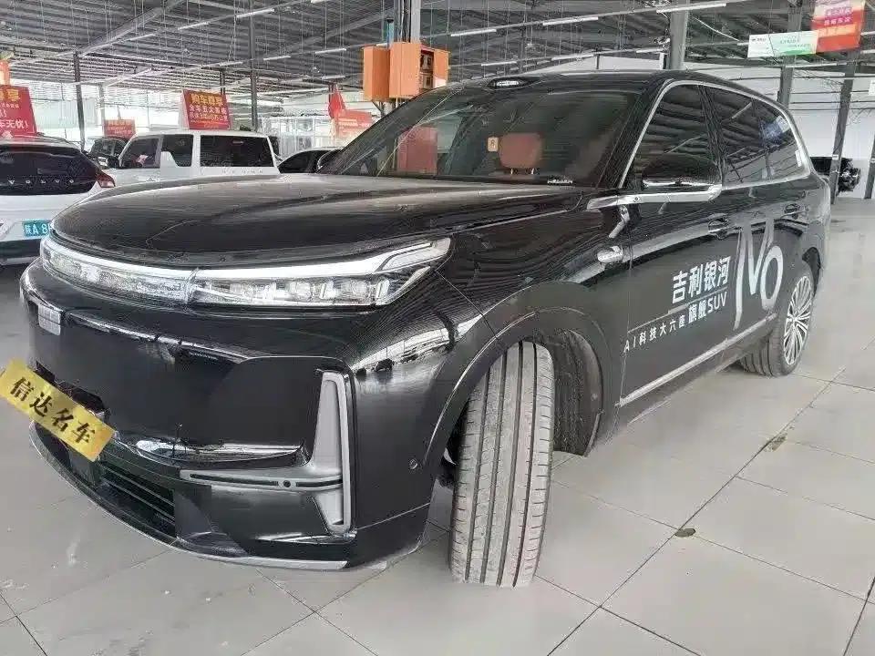 Galaxy M9 2025 210km/h AWD Navigator Edition — миниатюра 1