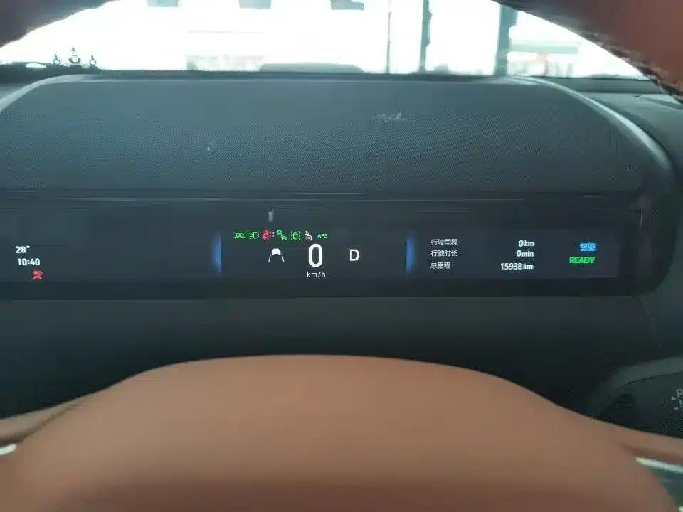 Galaxy M9 2025 210km/h AWD Navigator Edition — миниатюра 9