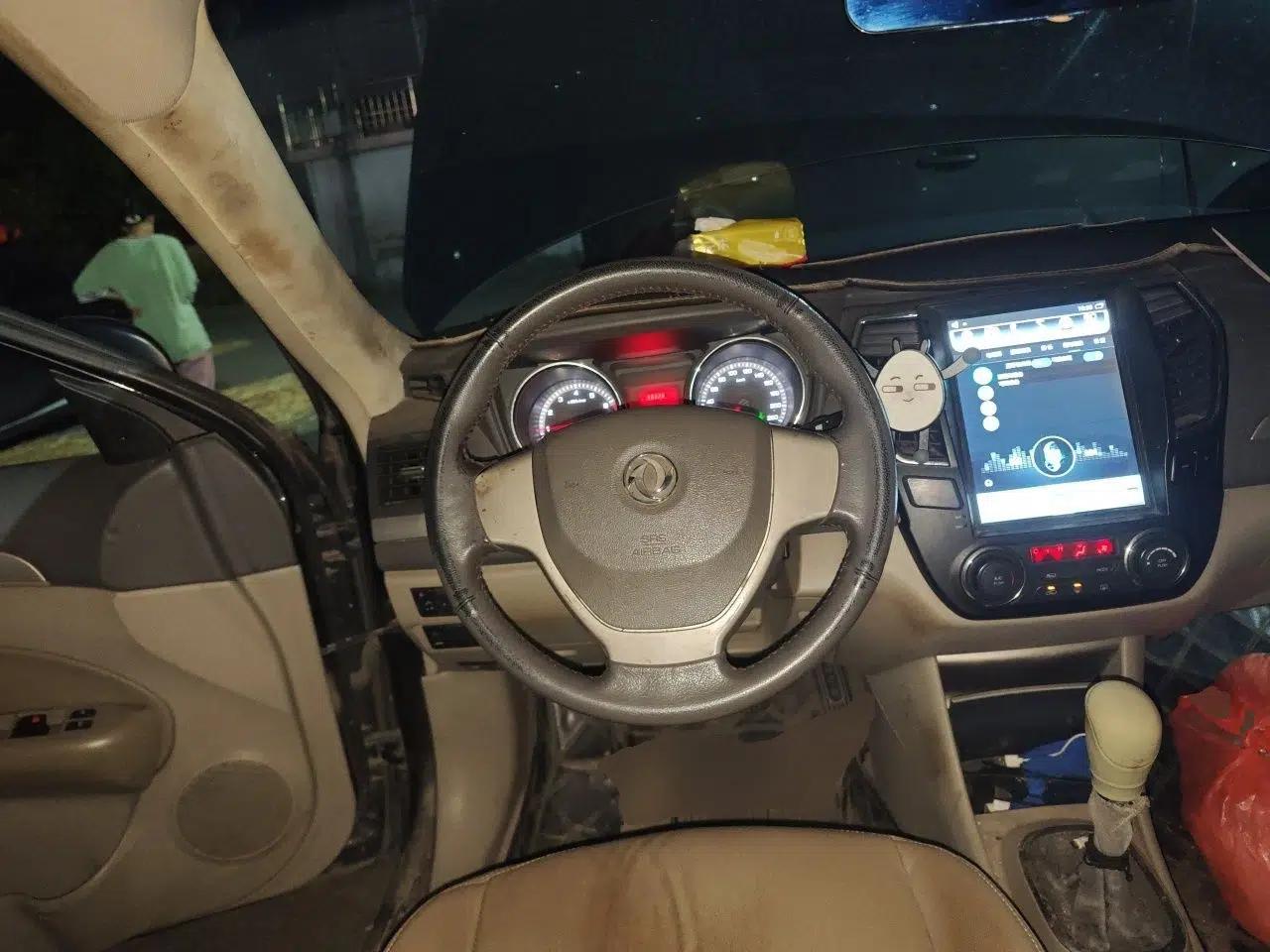 Dongfeng Aeolus A60 2012 1.6L Manual Luxury Model — миниатюра 11