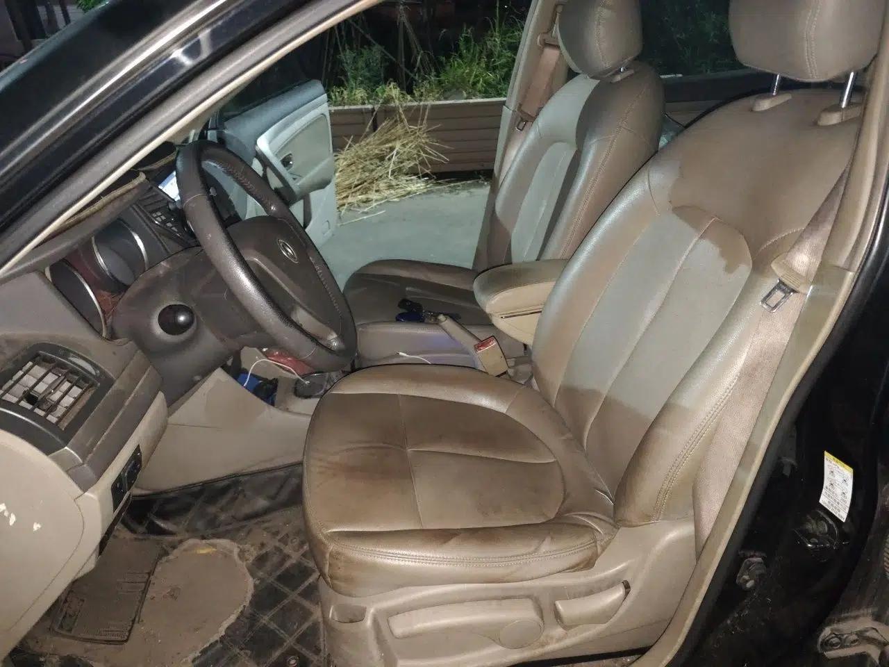 Dongfeng Aeolus A60 2012 1.6L Manual Luxury Model — миниатюра 16
