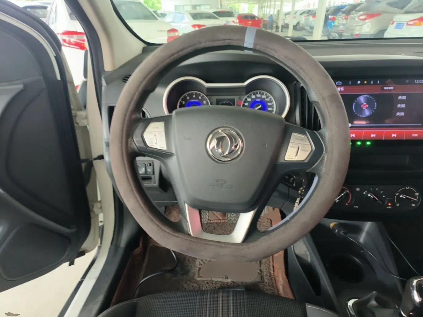 Dongfeng Aeolus AX3 2016 1.5L Manual Shangkue Model — миниатюра 13