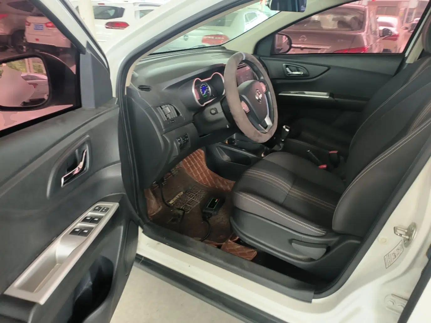 Dongfeng Aeolus AX3 2016 1.5L Manual Shangkue Model — миниатюра 18
