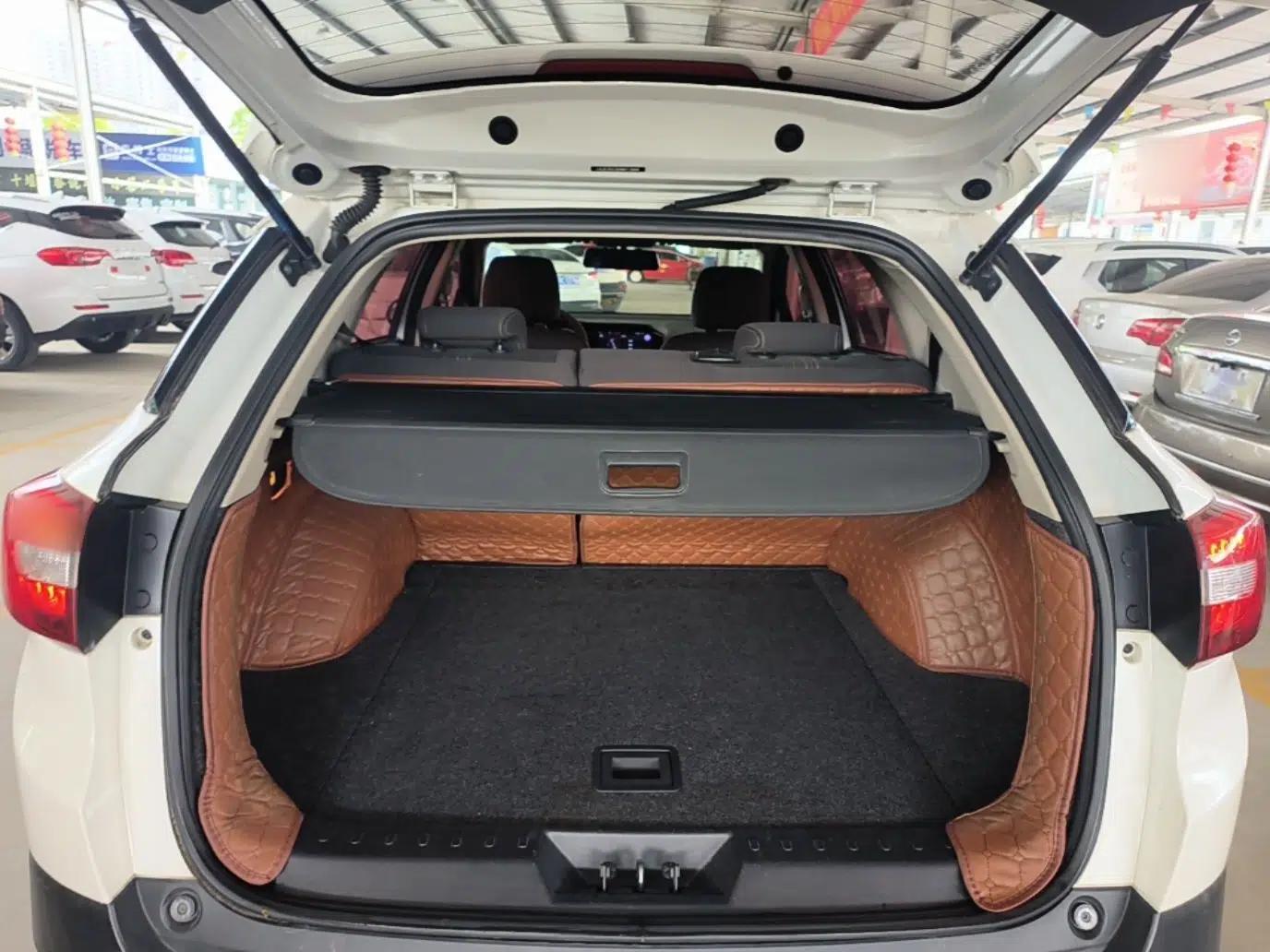 Dongfeng Aeolus AX3 2016 1.5L Manual Shangkue Model — миниатюра 21