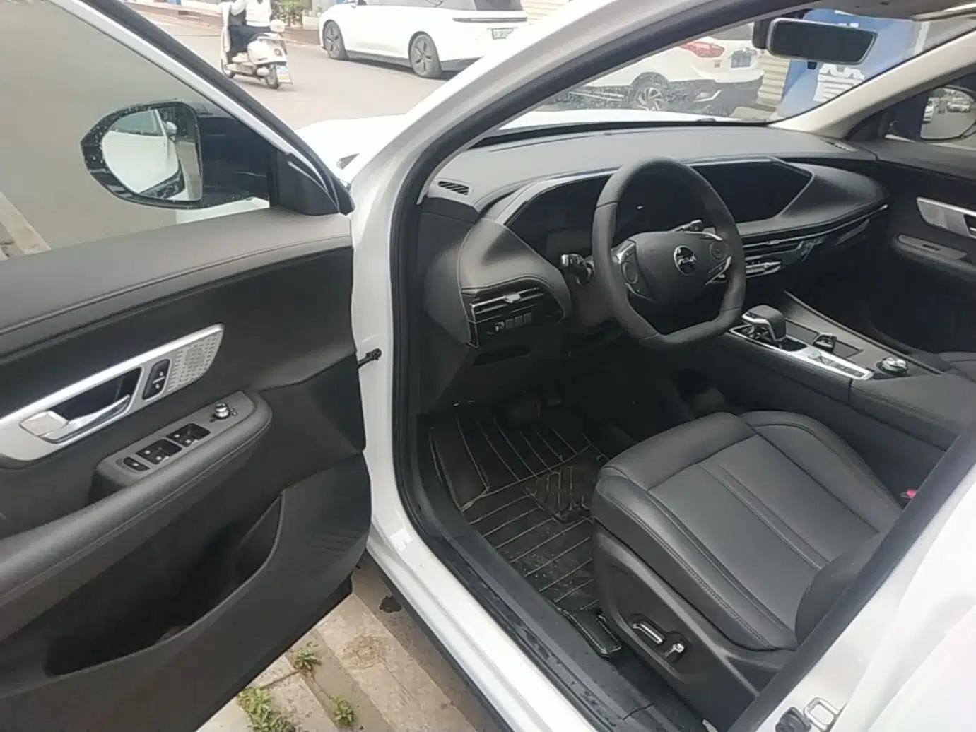 Dongfeng Aeolus Huge 2024 Mach Power 1.5T Luxury Model — миниатюра 19