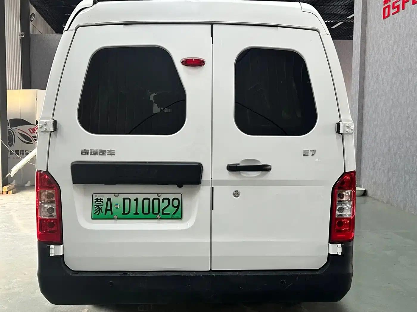 Yangtze Finless Porpoise E7 2025 Entrepreneur Edition, 41.86kWh, 6-seater — миниатюра 6