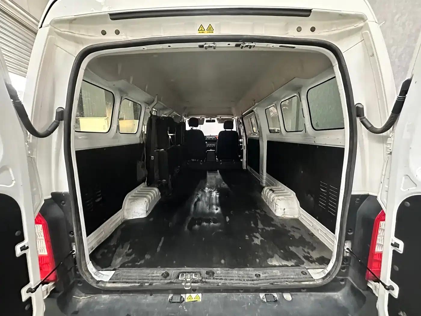 Yangtze Finless Porpoise E7 2025 Entrepreneur Edition, 41.86kWh, 6-seater — миниатюра 8