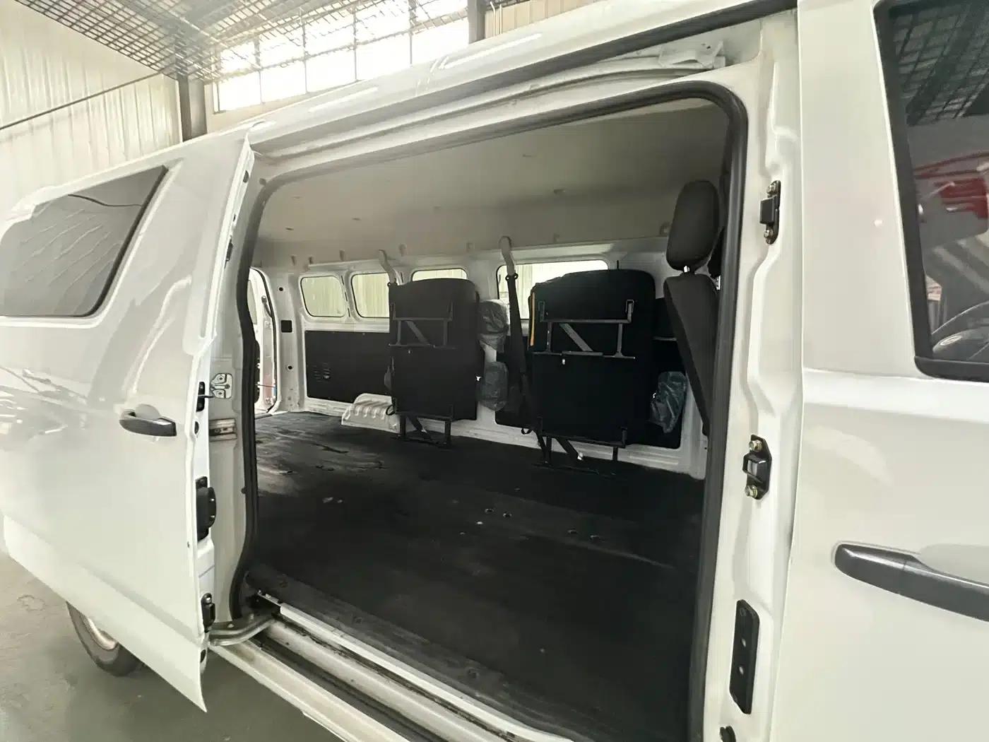 Yangtze Finless Porpoise E7 2025 Entrepreneur Edition, 41.86kWh, 6-seater — миниатюра 9