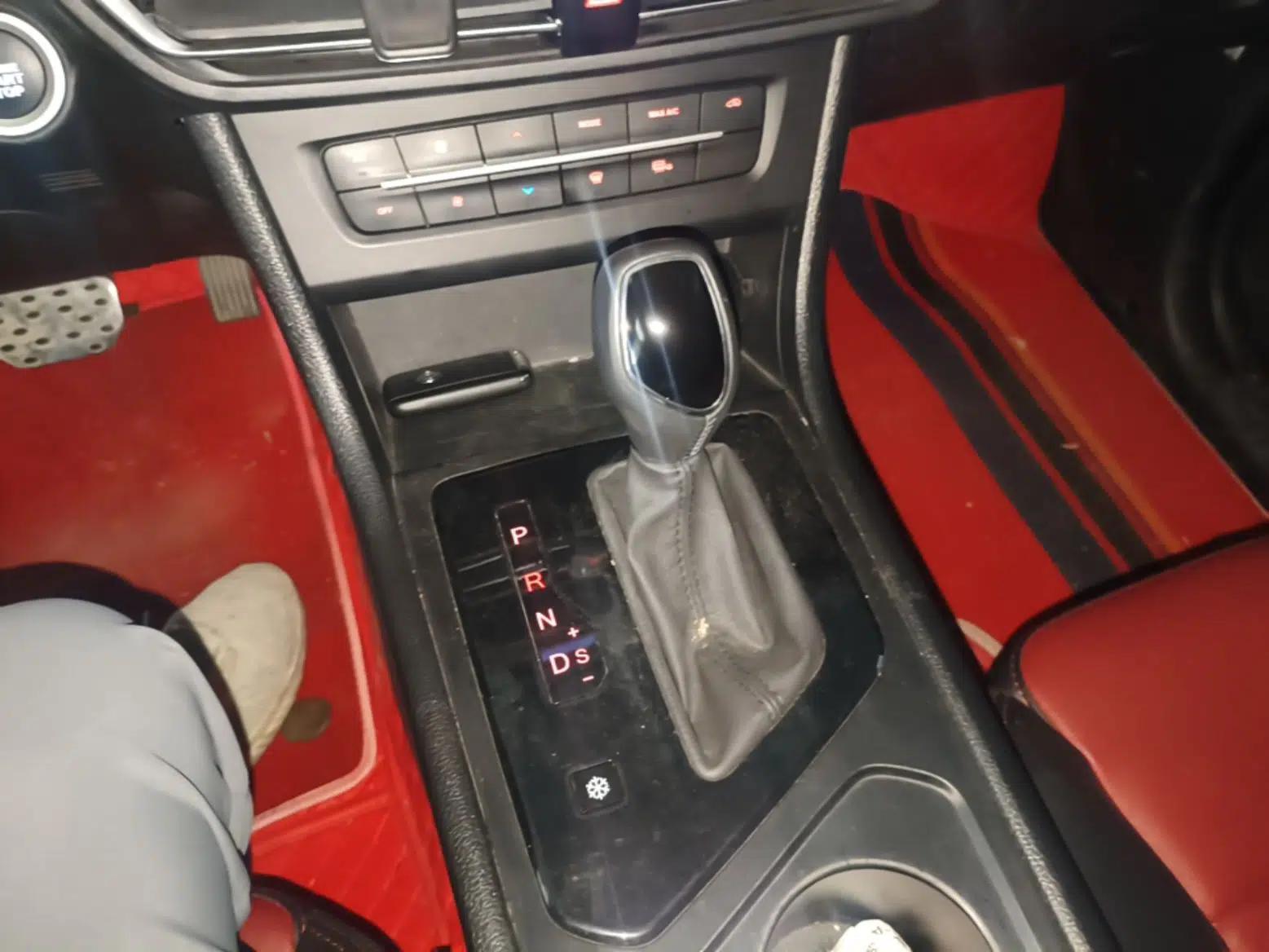 Dongfeng Fengon S560 2022 1.5T CVT Elite Version — миниатюра 17