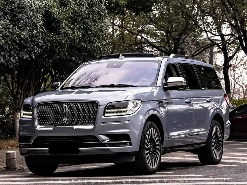 Navigator 2020 3.5T Presidential Series — миниатюра 1