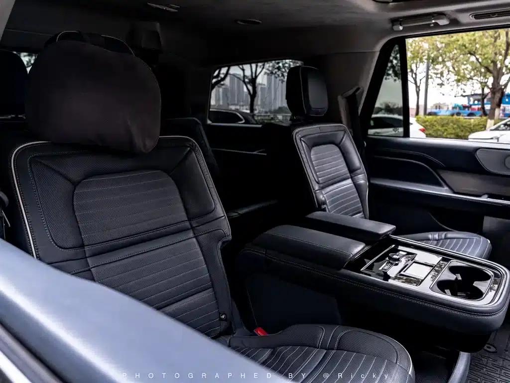Navigator 2020 3.5T Presidential Series — миниатюра 14