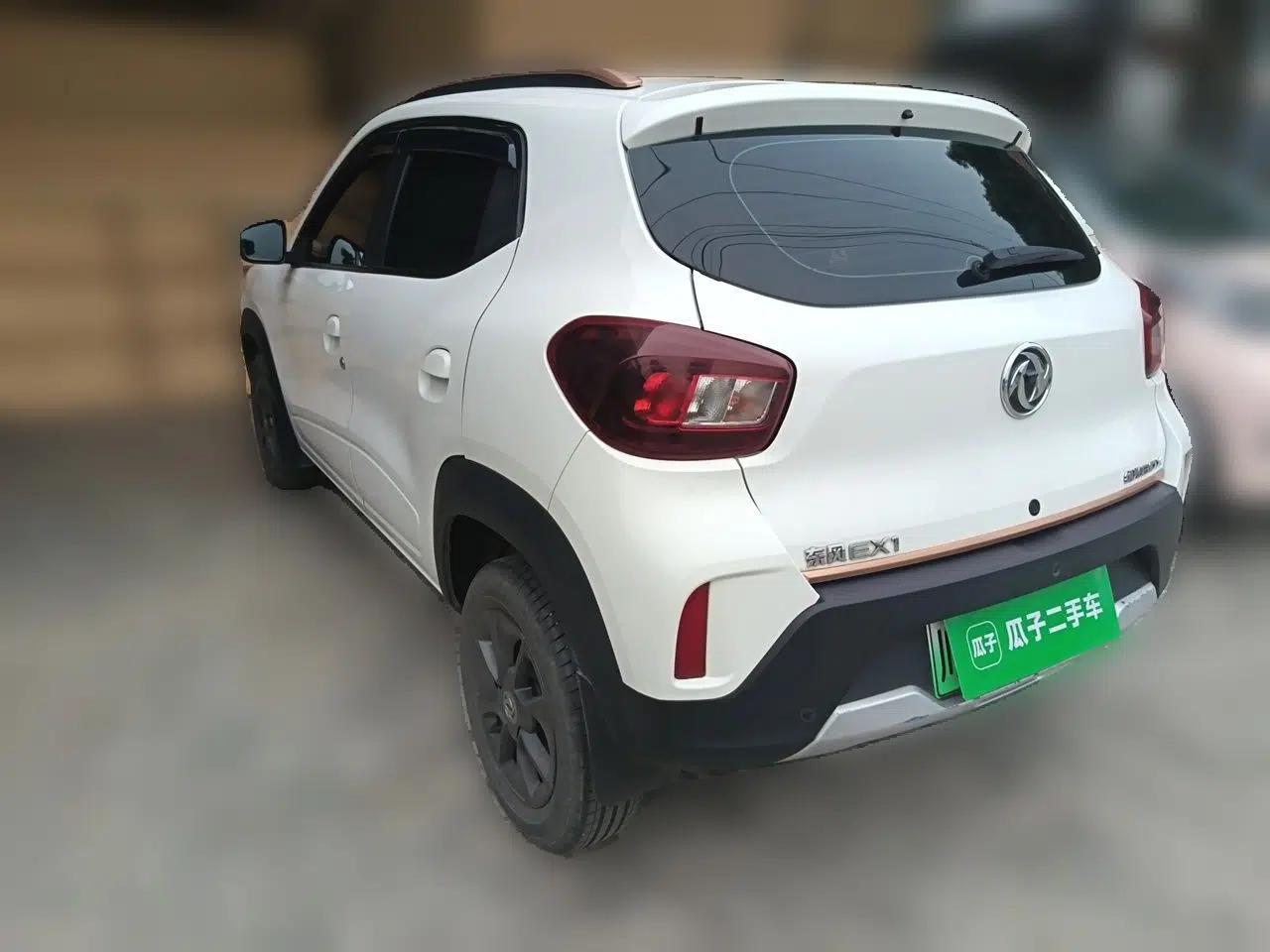 Dongfeng NAMMI BOX 2022 Chasing Wind Edition 351 km Advanced Model — миниатюра 4