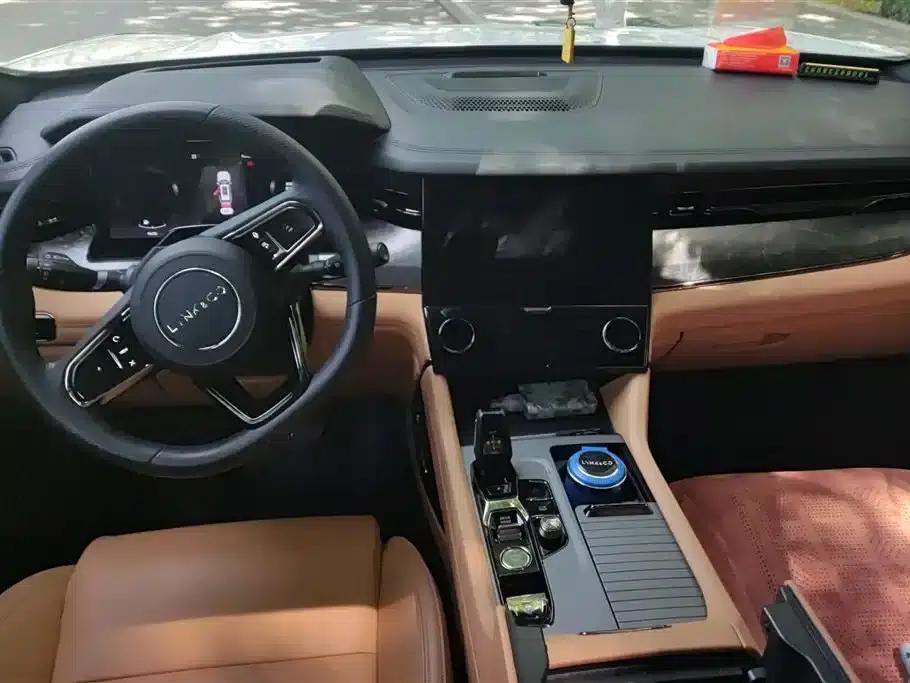 Lynk & Co 09 2021 2.0T Halo 6-seater — миниатюра 12