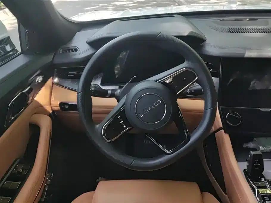 Lynk & Co 09 2021 2.0T Halo 6-seater — миниатюра 15