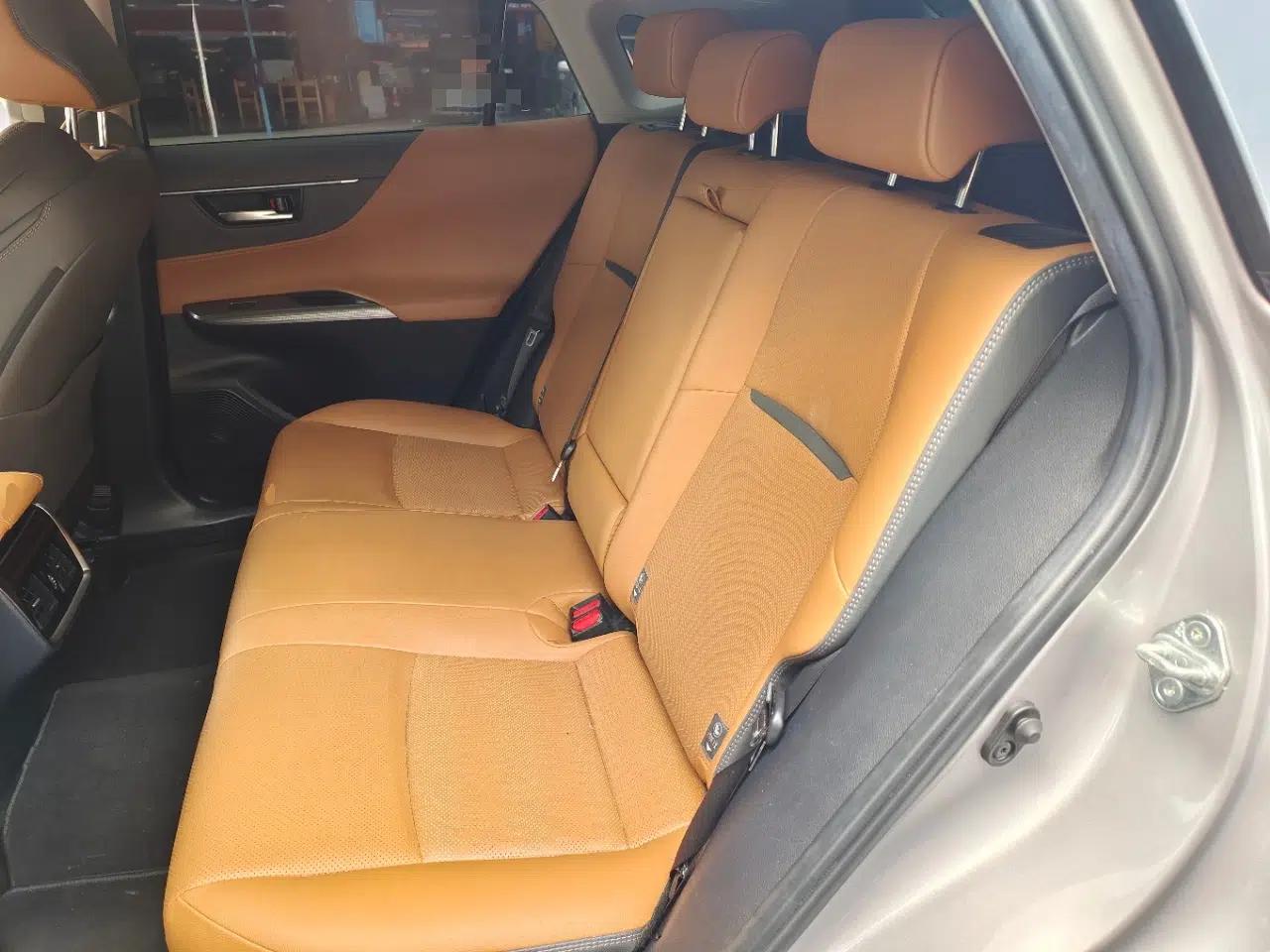 Toyota Venza 2022 2.0L CVT Two-Wheel Drive Prestige Edition — миниатюра 18