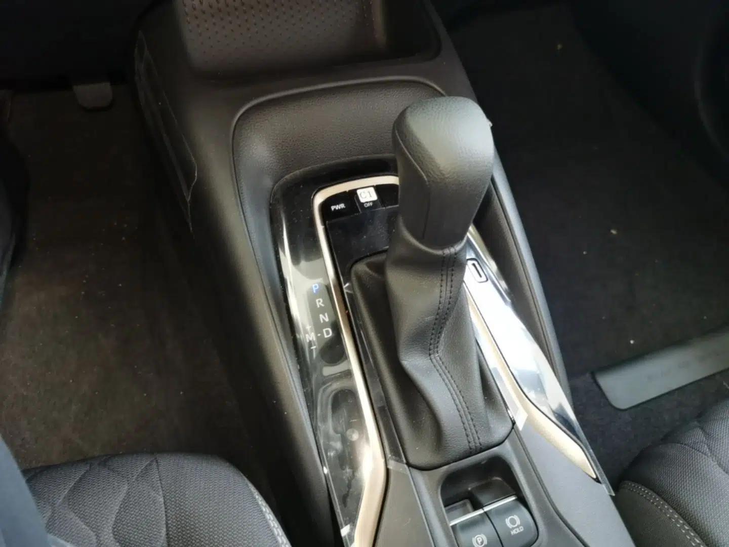 Toyota Allion 2023 2.0L Pioneer Edition — миниатюра 17