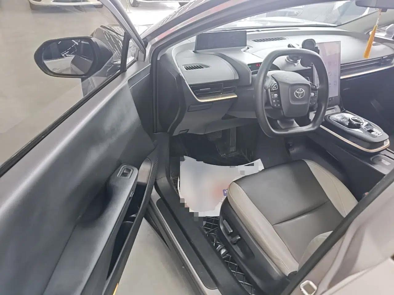 Toyota bZ3 2023 517 km Elite PRO — миниатюра 19