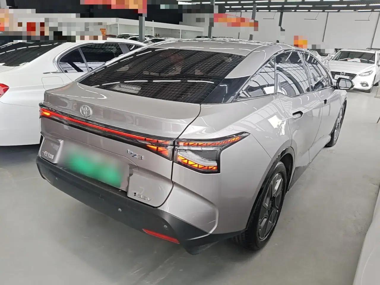 Toyota bZ3 2023 517 km Elite PRO — миниатюра 6