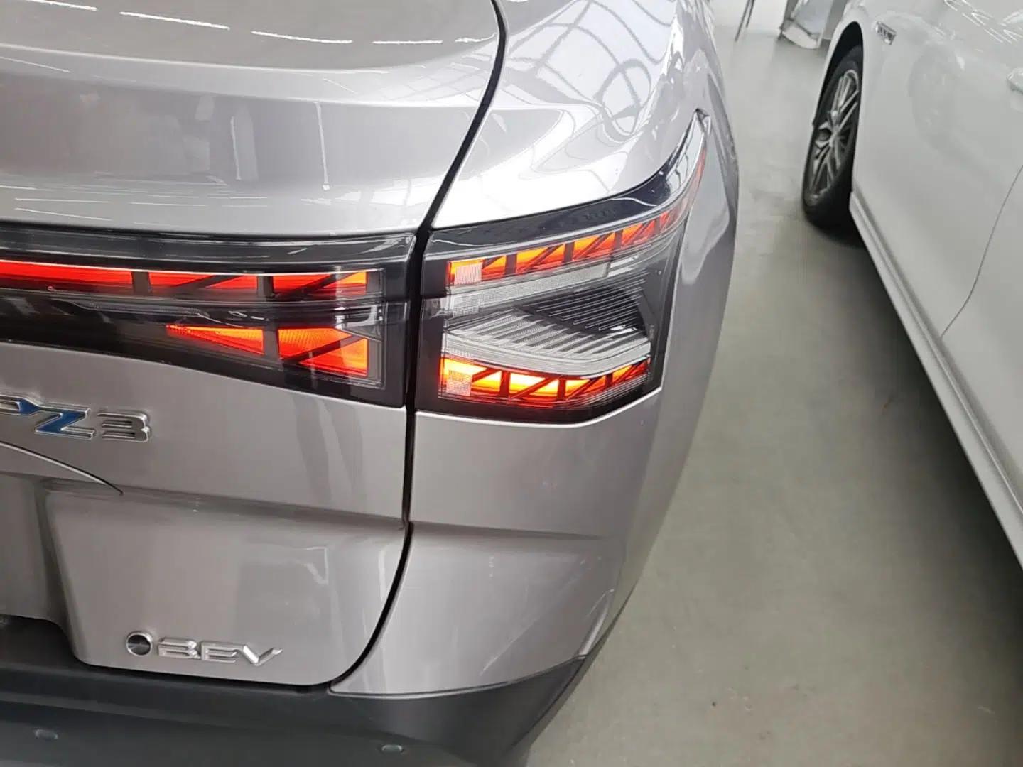 Toyota bZ3 2023 517 km Elite PRO — миниатюра 7