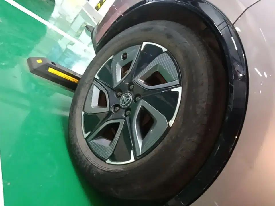 Toyota bZ3 2023 616 km Long-Range Premium — миниатюра 10