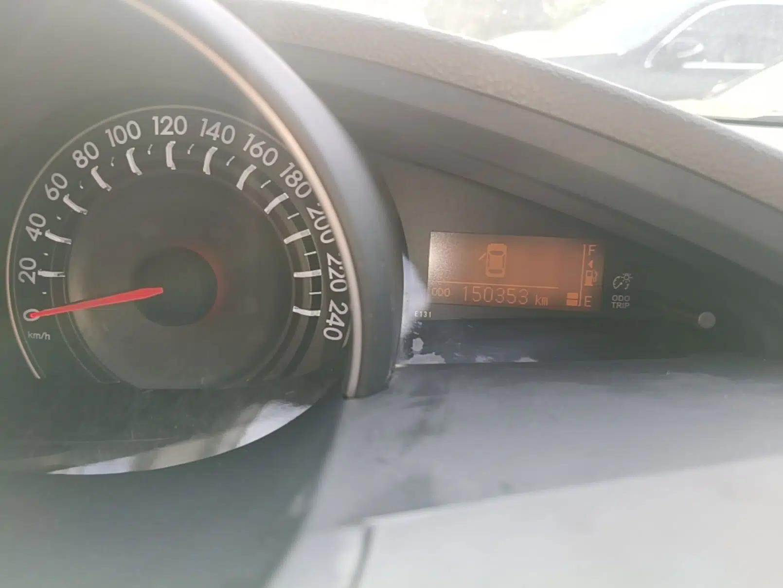 Toyota Verso 2014 Starlight 180G CVT Comfort Edition — миниатюра 15
