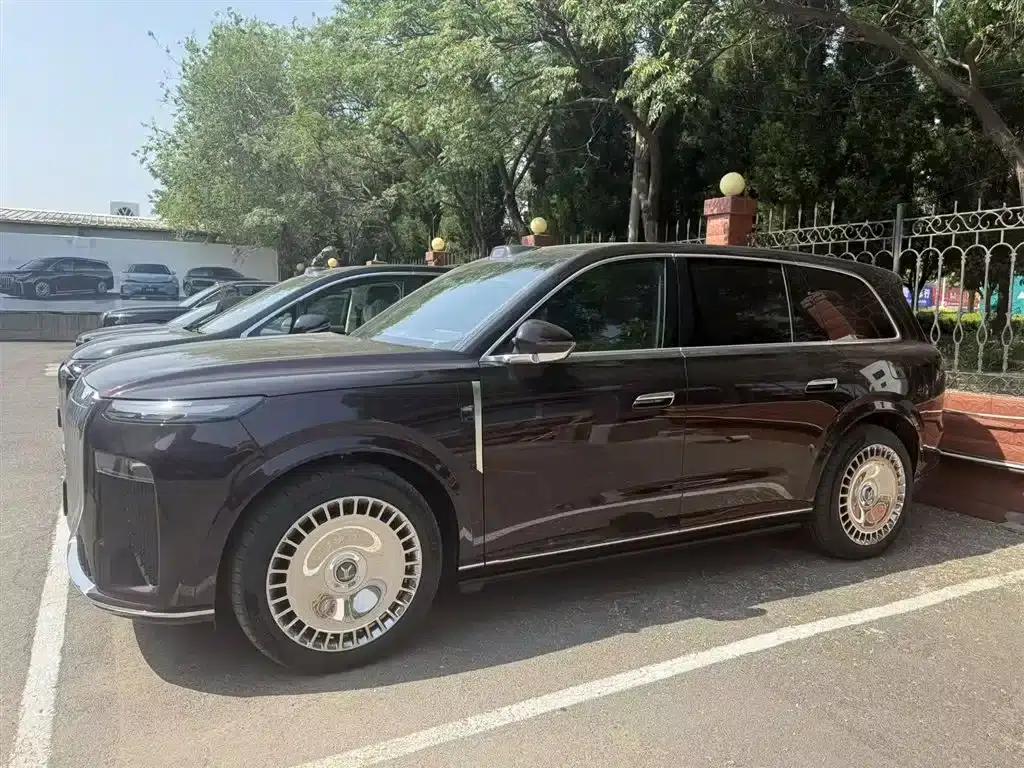 Voyah Taishan 2026 Max+ — миниатюра 3