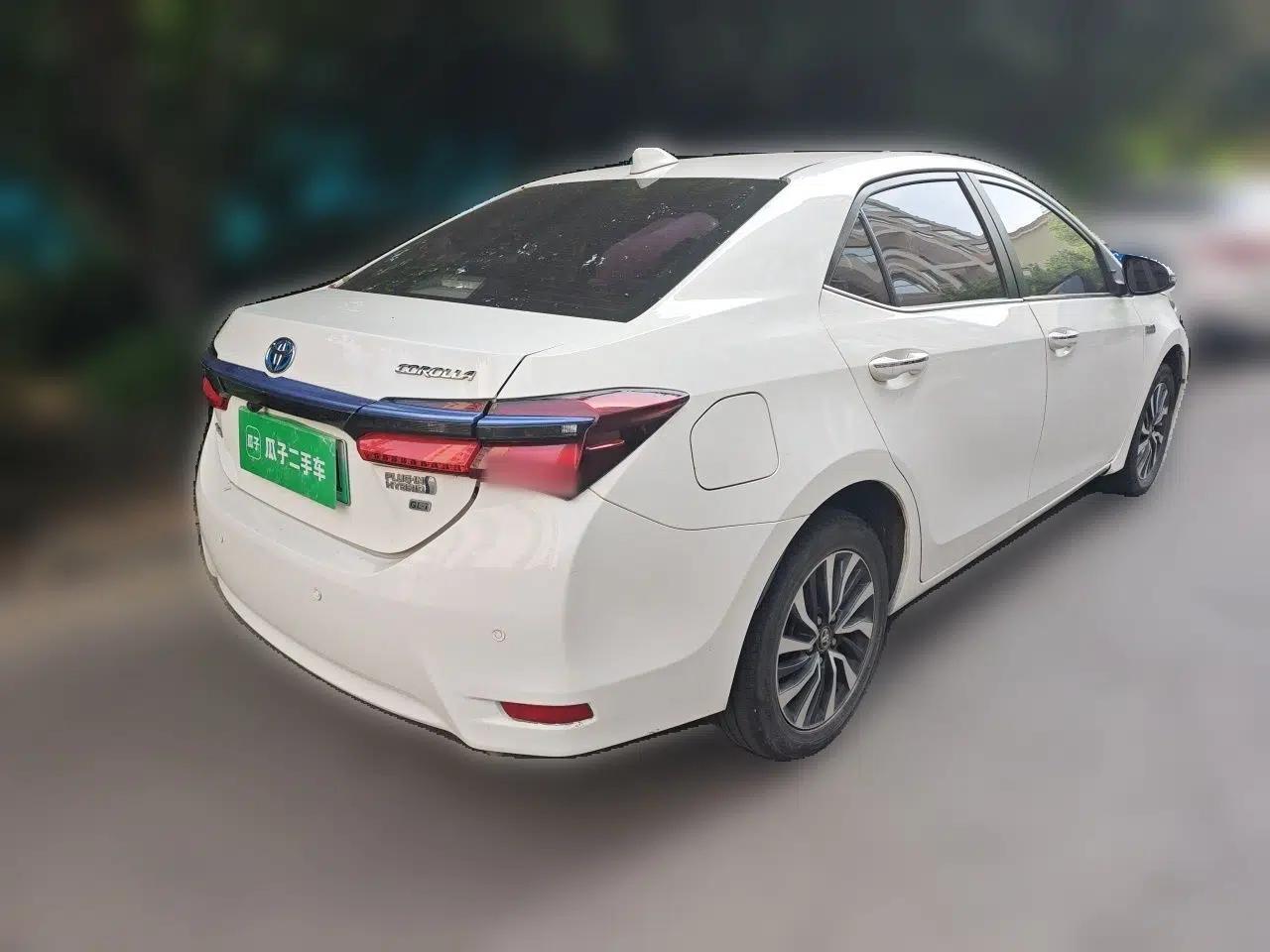 Toyota Corolla Hybrid E+ 2019 1.8L E-CVT Leading Edition — миниатюра 6