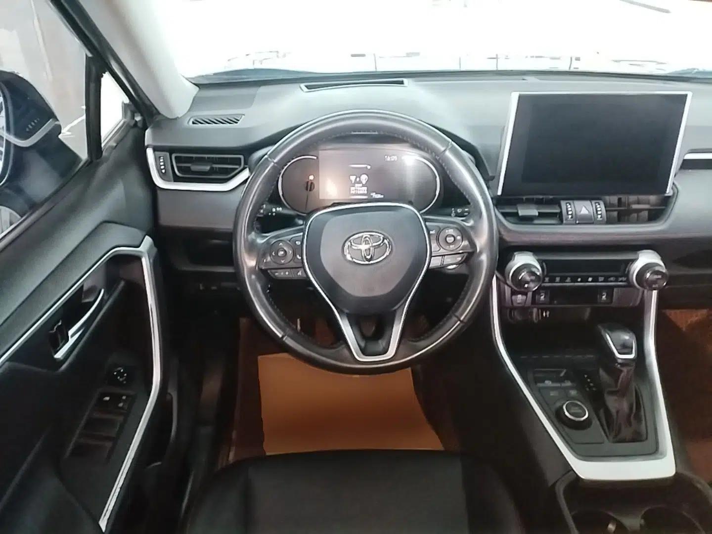 Toyota Wildlander New Energy 2021 High-Performance Edition 2.5L Two-Wheel Drive Powerful Version — миниатюра 14