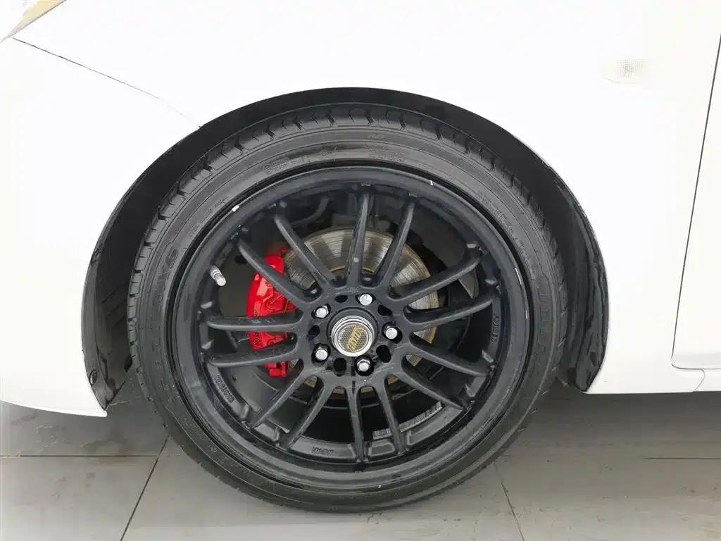 Mazda 3 Axela 2013 Sedan 1.6L Automatic Elite — миниатюра 17