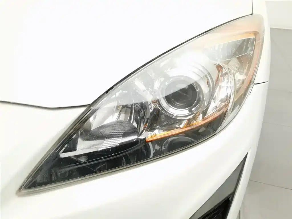 Mazda 3 Axela 2013 Sedan 1.6L Automatic Elite — миниатюра 7