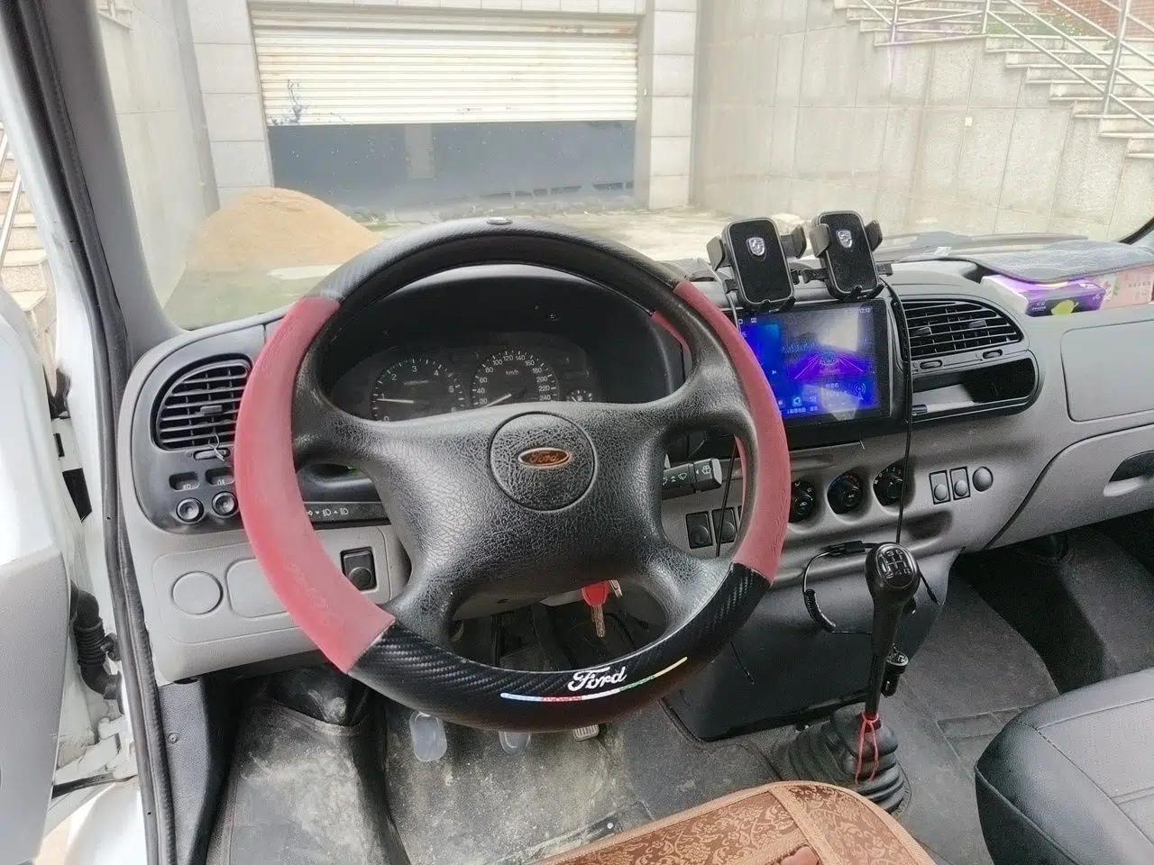 Ford Classic Transit 2015 2.8T Diesel Van Long Wheelbase 3-Seater Mid-Roof Long Body – JX493ZLQ4 — миниатюра 11