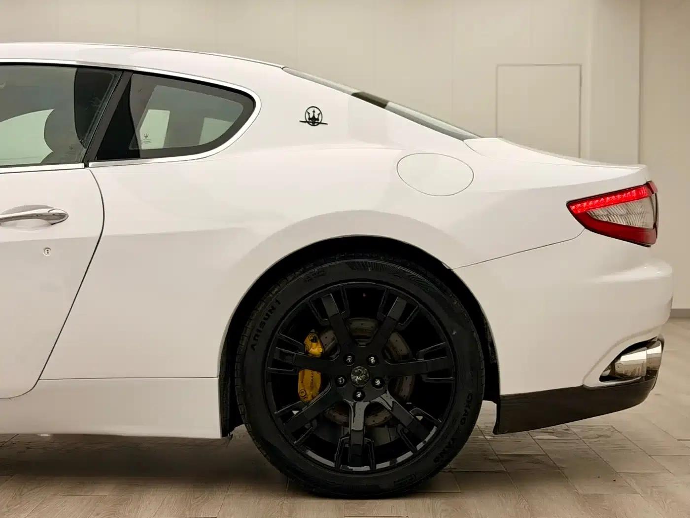GranTurismo 2013 4.7L Sport Automatic — миниатюра 8