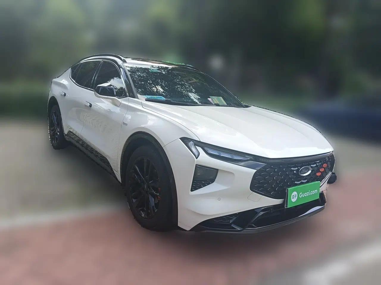 Ford EVOS 2022 EcoBoost 245 First Edition Limited Edition — миниатюра 3