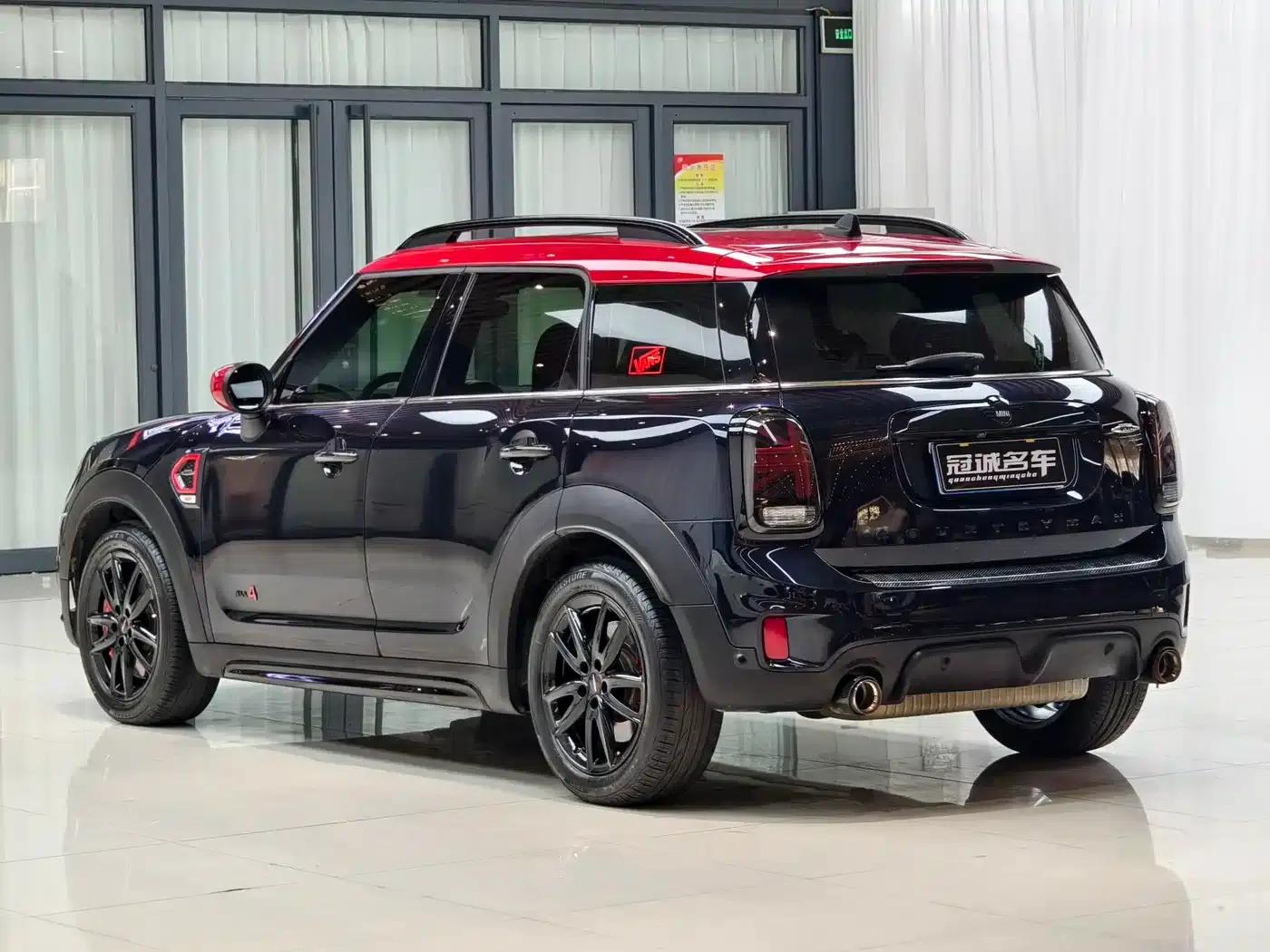 MINI JCW COUNTRYMAN 2021 2.0T JOHN COOPER WORKS — миниатюра 11