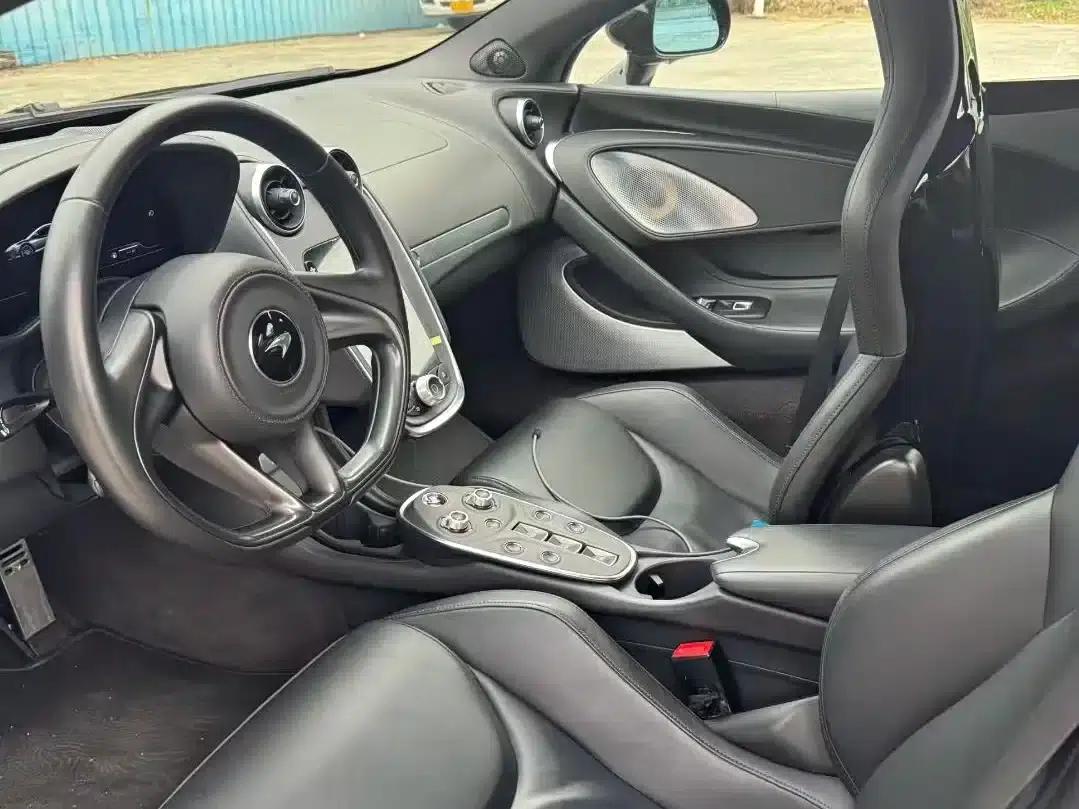 McLaren GT 2019 4.0T Standard Edition — миниатюра 2