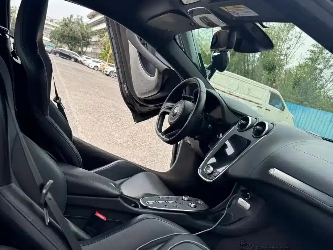 McLaren GT 2019 4.0T Standard Edition — миниатюра 3