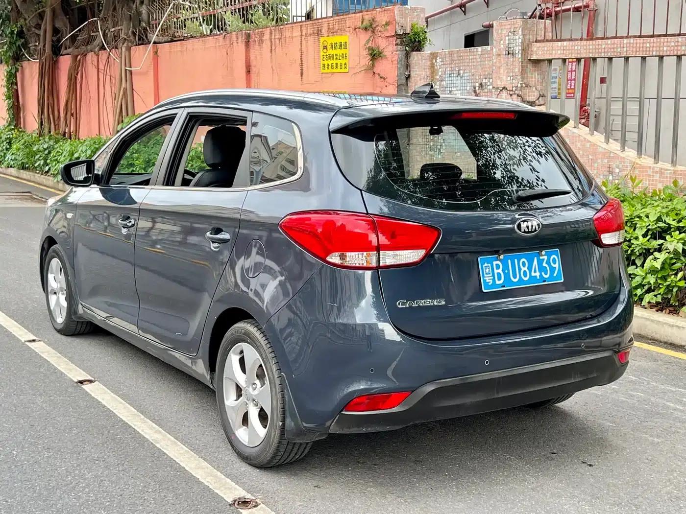 Carens 2013 2.0L 7-seater Automatic Standard Edition (National IV Emission Standard) — миниатюра 4