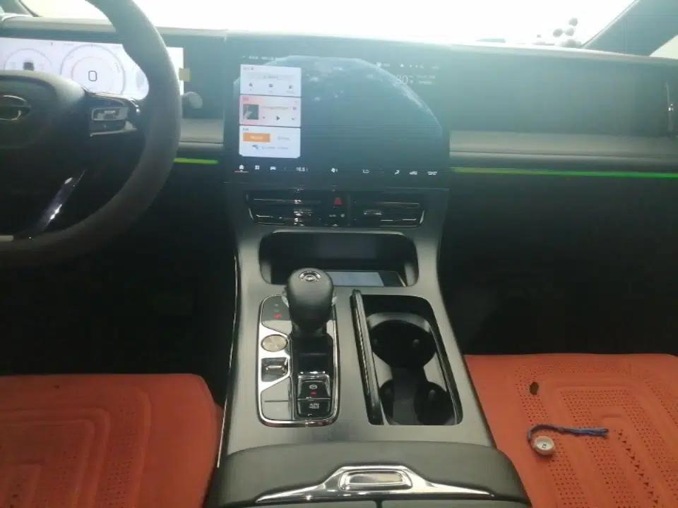 GAC Trumpchi E9 2024 E9 Deluxe Edition — миниатюра 16