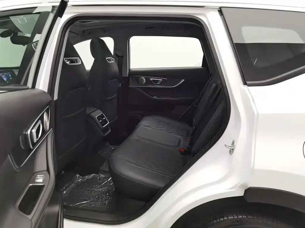 Chery Tiggo 7 PLUS 2025 1.6TGDI DCT Premium Edition — миниатюра 15