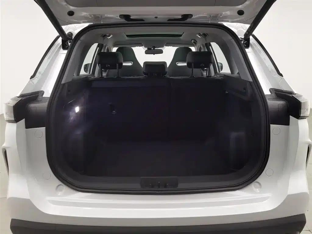 Chery Tiggo 7 PLUS 2025 1.6TGDI DCT Premium Edition — миниатюра 16