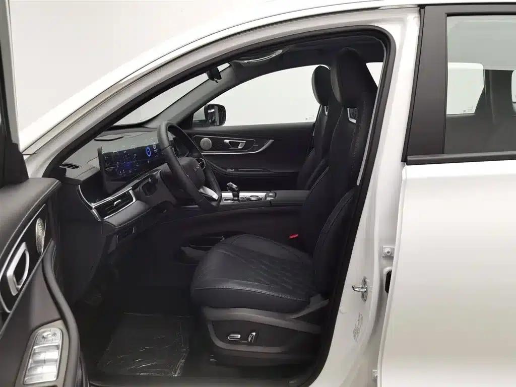 Chery Tiggo 7 PLUS 2025 1.6TGDI DCT Premium Edition — миниатюра 10