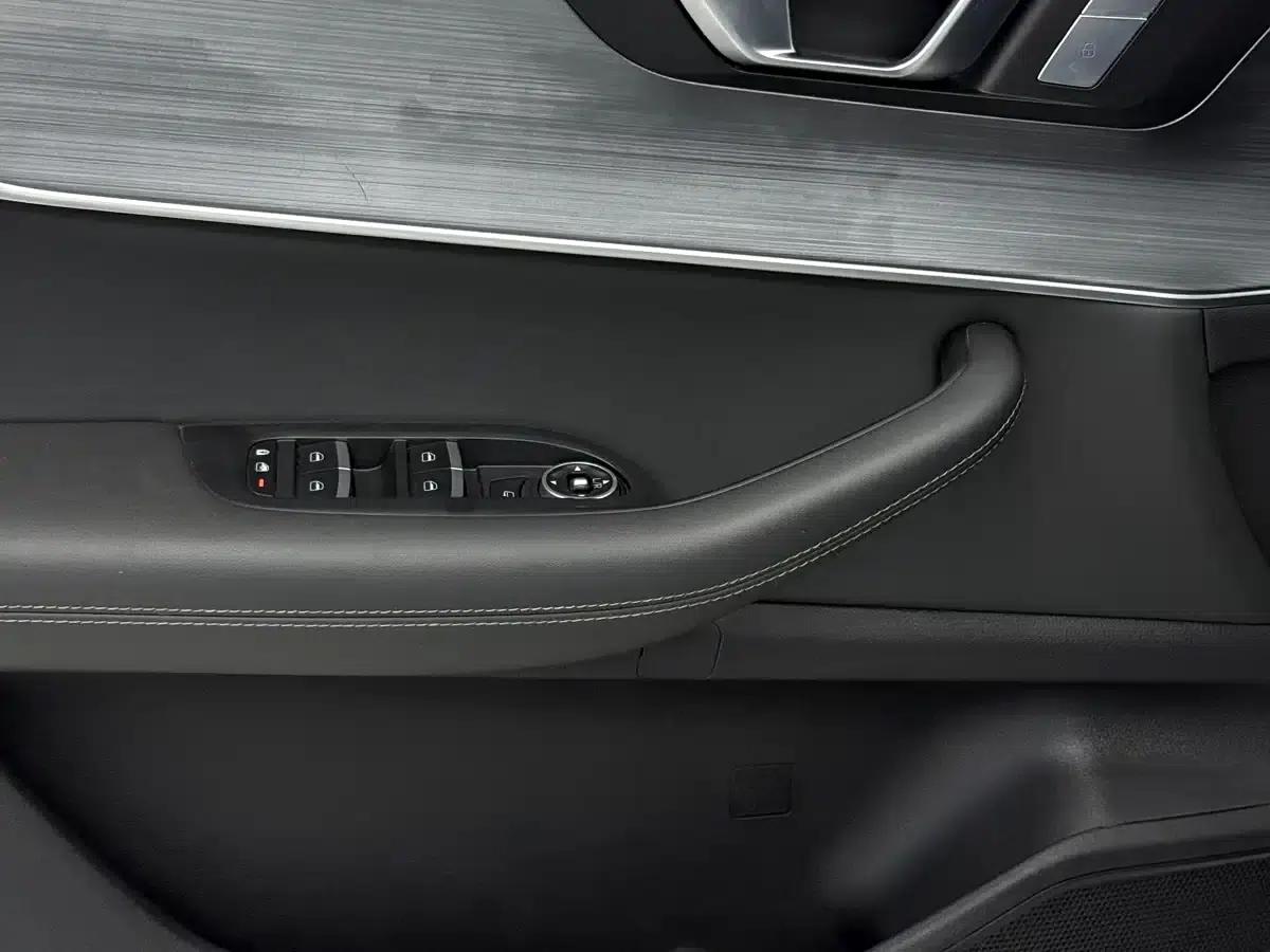 Chery Tiggo 7 PLUS 2022 1.5T CVT Premium+ — миниатюра 11